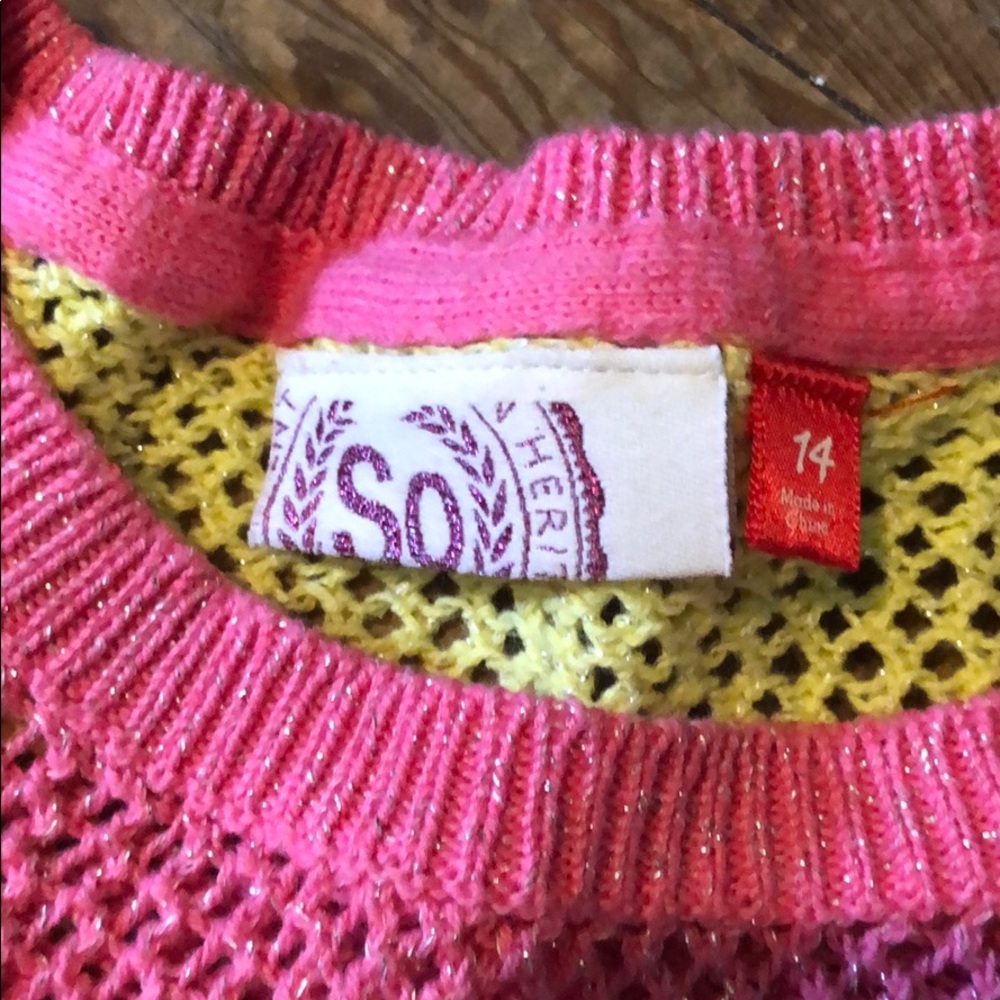 3 sweaters - Picture 6 of 8